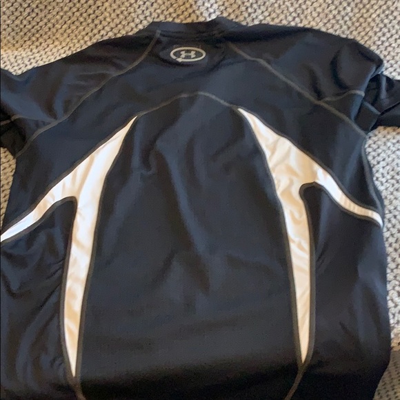 Men’s under Armour running shirt - Picture 5 of 6